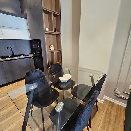 Kdk Apartment *