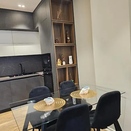 Kdk Apartment *